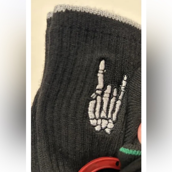 Zoo York Crew Socks 3 Pair Men 6-12 Black w Embroidered Alien Donut Logo SkateNY - Picture 8 of 12